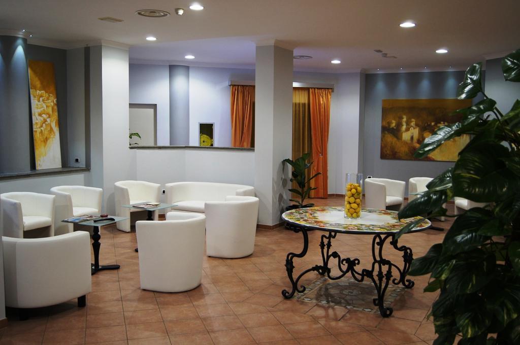 Hotel Citta Del Sole Stilo المظهر الخارجي الصورة