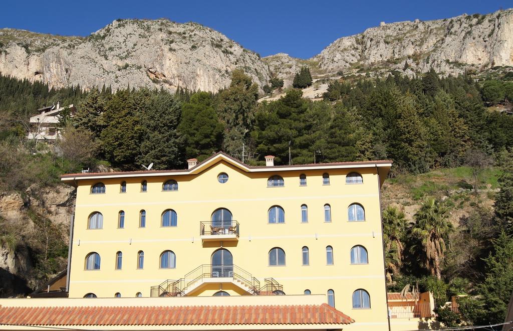 Hotel Citta Del Sole Stilo الغرفة الصورة